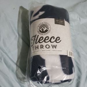 NWT Morgan Home Birch Trail Fleece Throw Navy Deer